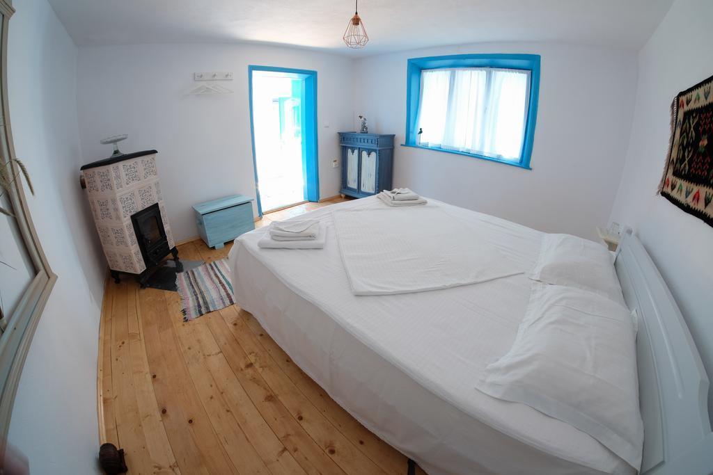 Hotel La Lipoveni Jurilovca Esterno foto